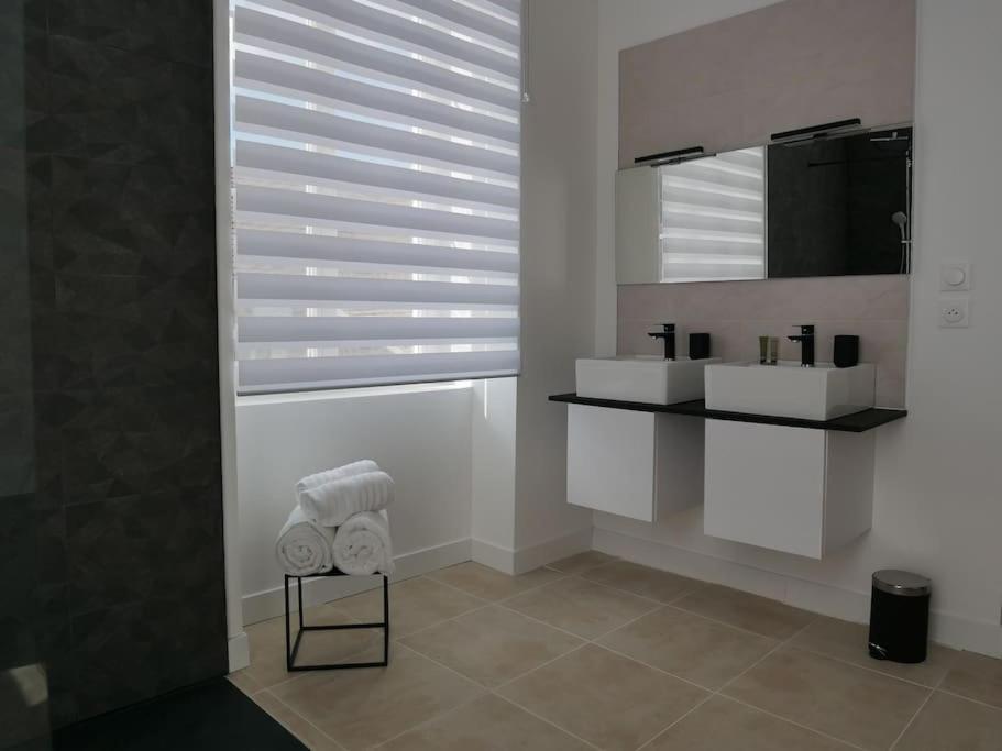 Clos De La Providence, Gite, Piscine Et Spa 3 Chambres Nolay  Екстериор снимка